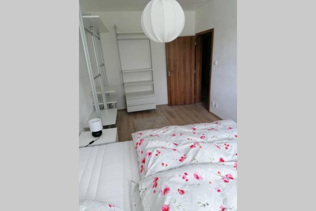 Apartman Blizko Hlavnej Stanice A Centra Mesta Bardejov Extérieur photo