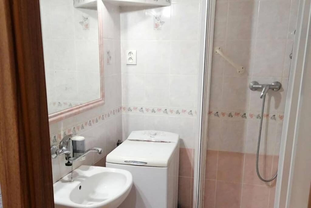 Apartman Blizko Hlavnej Stanice A Centra Mesta Bardejov Extérieur photo
